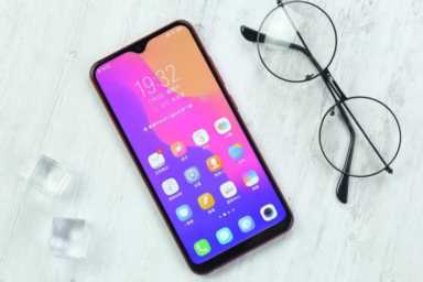 vivo Y93全面测评：向旗舰设计看齐，彰显全新千元体验