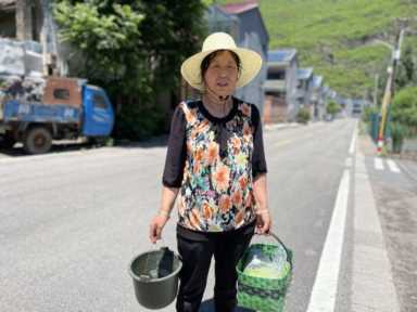 从养鸡到种杏树开民宿，水源保护区里小山村实现了脱低