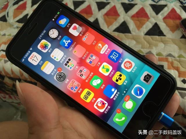 iphone5卡贴（iphone5卡贴机最新iccid激活码）