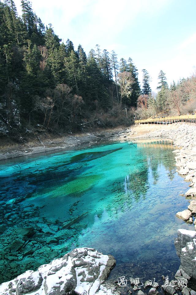 九寨沟珍珠滩瀑布（九寨沟珍珠滩瀑布讲解导游词）